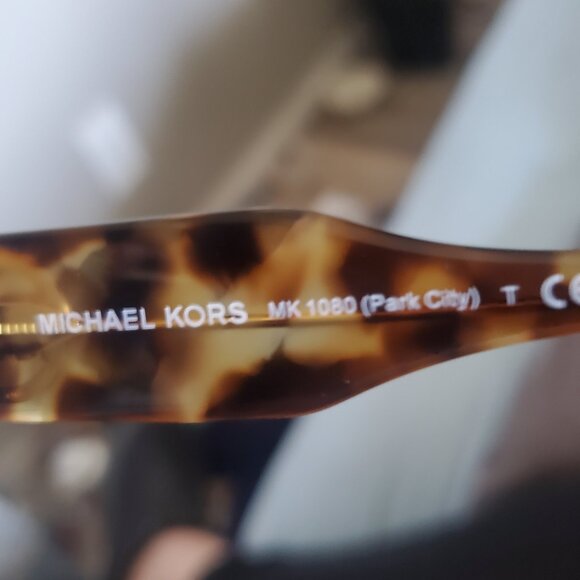 Michael Kors Sunglasses - Picture 6 of 6